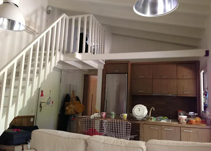 Sani Leventis, Apollon And Sokrates Corner *