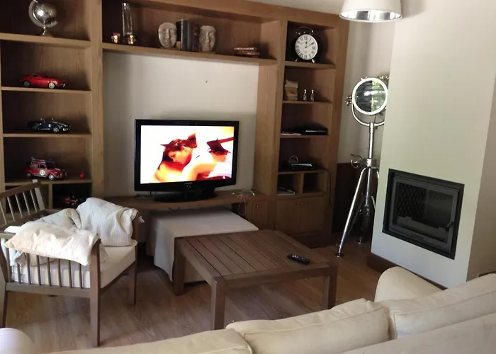 Sani Leventis, Apollon And Sokrates Corner Villa *